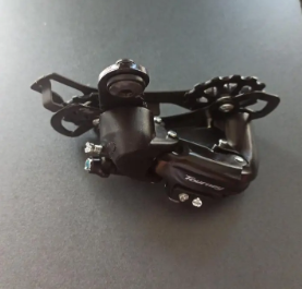 Задній перемикач Shimano RD-TY300 під болт