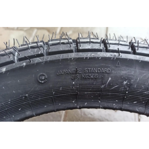 Покришка 3.00-18 до мотоцикла Минск В'єтнам Casumina CA138A 