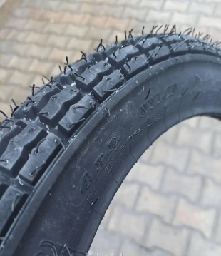 Покришка 3.00-18 до мотоцикла Минск В'єтнам Casumina CA138A 