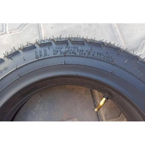 Шина на скутер 3.50-10 з камерою Тайвань шипована SC-TYRE-124