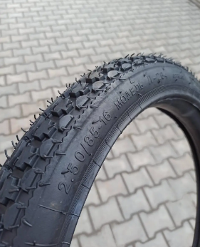 Покришка з камерою 2.50/85-16 КАМА на мотоцикл Карпати 