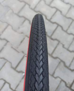 Велошина 700*35 (37*622) на велосипед Туріст SA-225  Індонезія фірми Deli