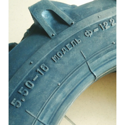 Покришка на мінітрактор 5.50-16 з камерою Ф-122 Росава