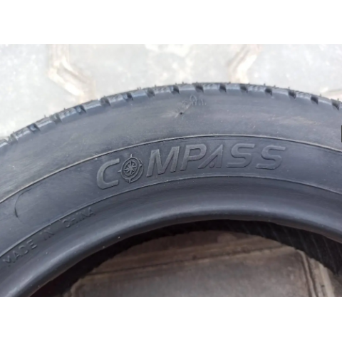 Покришка 3.00-10 на скутер безкамерна мікрошип Компас