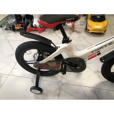 Дитячий велосипед Forte SHARK 18 білий