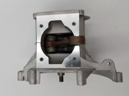 Картер + коленвал на Китайську бензокосу 40-5