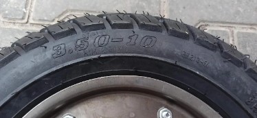 Колесо 3.50-10 в зборі на Скутерній шині до будівельної тачки