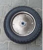 Колесо 3.50-10 в зборі на Скутерній шині до будівельної тачки