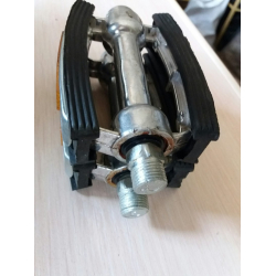 Педалі на велосипед 