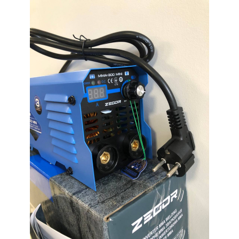 Зварювальний апарат ТМ Zegor MMA-300 MINI 