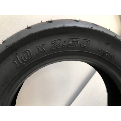 Покришка на електросамокат 10x2.50