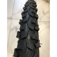 Покришка 26*2.125 шипована на велосипед