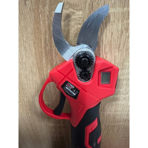 Секатор акумуляторний STARK BPS-2130