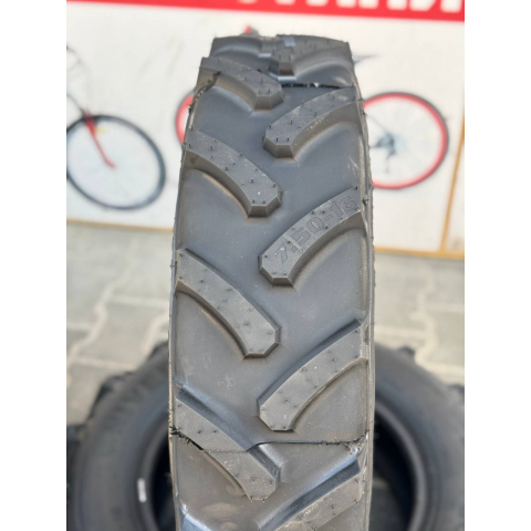 Покришка 7.50-16 на мотоблок/мінітрактор FARMER Германия Наварка Ялинка