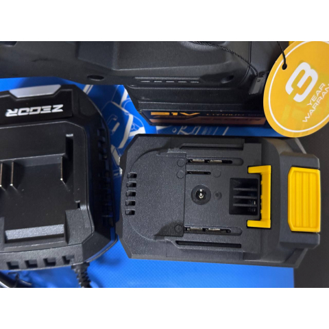 Акумуляторна Пила ланцюгова ZEGOR CSPB-21BL-12" 2*(21 V, 6 Ач) PROFESSIONAL