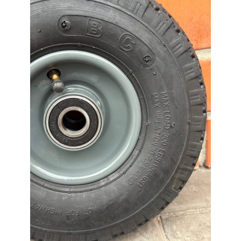 Колесо до тачки 4.00-4 під вісь 20 мм 6 PR ВС Польща