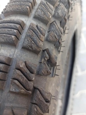 Покришка 3.75-19 на мотоцикл МТ Урал Дніпро MITAS Чехія вживана