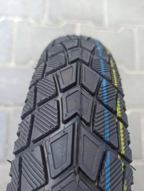 Покришка 3.00-10 на скутер безкамерна мікрошип Компас