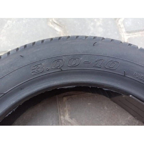 Покришка 3.00-10 на скутер безкамерна мікрошип Компас