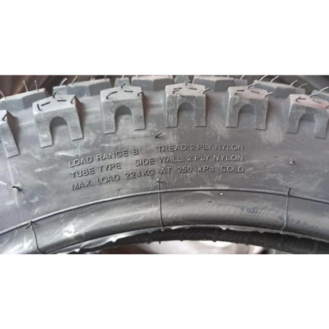 Покришка з камерою 3.50-18 RL-025 Шипована для мотоцикла Іж Ява Юпитер