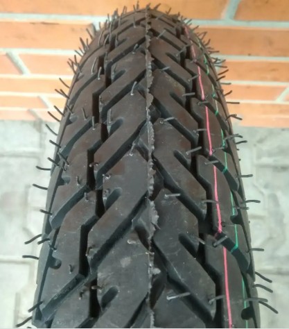 Покришка 90/90-18 (3.50-18) на мотоцикл Иж В'єтнам Casumina CA130A 