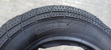 Покришка з камерою 3.00-8 на тачку 8 PR посилена 