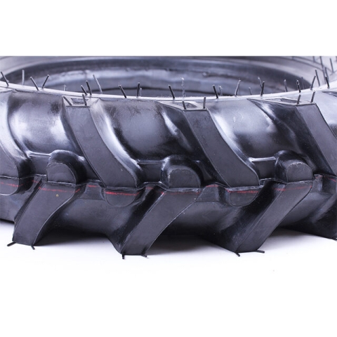 Покришка з камерою 6.00*16 "ялинка" 13,6 кг