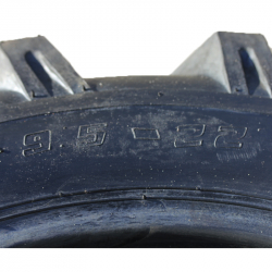 Покришка з камерою 9.50*22 "ялинка" 30,85 кг