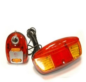 Задній стоп з поворотами та сигналом 