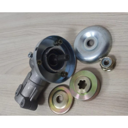 Редуктор на бензокосу нижний під квадрат ø26мм