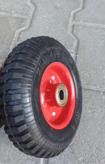 Колесо гусматік 2.50-4 до тачки лите під вісь 17 мм