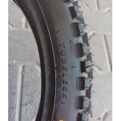 Резина з камерою 2.75-17 шипована покришка на мотоцикл Альфу Дельту Мустанг