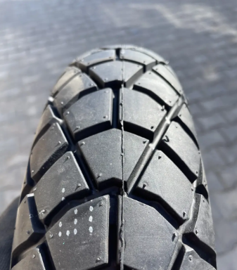 Покришка 3.50-10 безкамерна на скутер Делі S-219 Індонезія