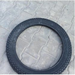 Покришка 2.75-18 на мотоцикл SRC SV-513 В'єтнам Траса