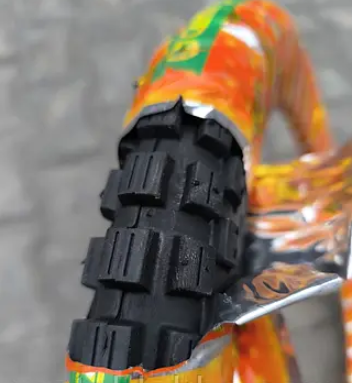 Шина на мотоцикл 2.50-17 шипована Casumina СА-137C В'єтнам