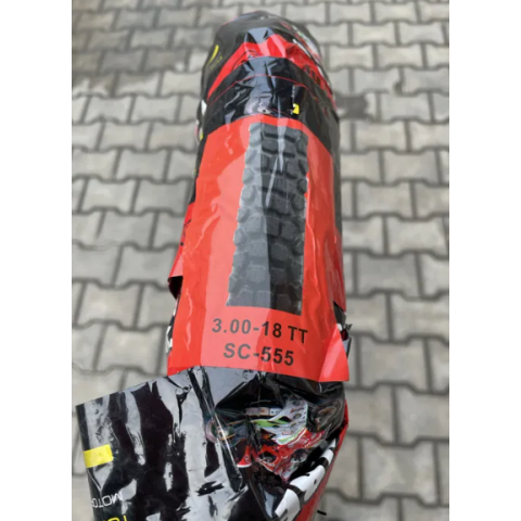 Покришка з камерою 3.00-18 для мотоцикла Минск шипована