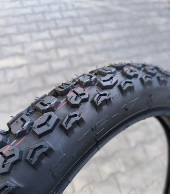 Покришка на мотоцикл 2.75-17 шипована DRC-339 В'єтнам 