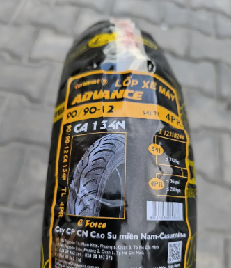 Покришка 90.90-12 безкамерна на скутер Casumina В'єтнам