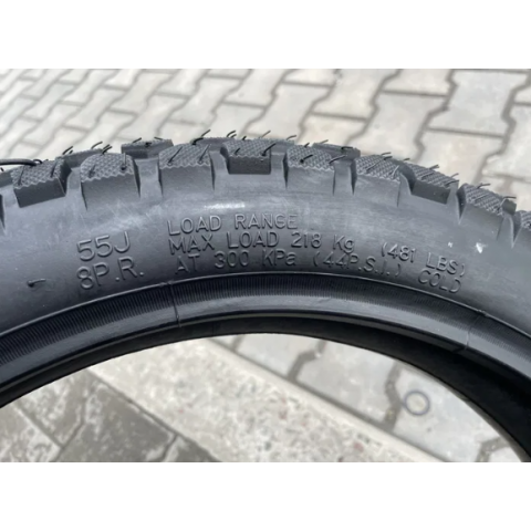 Покришка з камерою 3.00-18 для мотоцикла Минск шипована