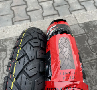 Шина на скутер 3.50-10 з камерою Тайвань шипована SC-TYRE-124
