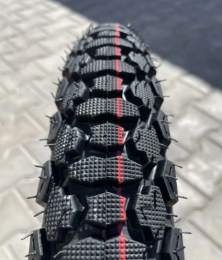 Покришка 2.75-17 з камерою PF 335 Тайвань шипована до мотоцикла