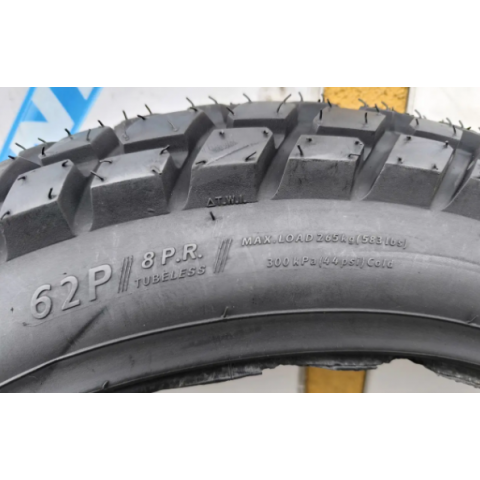 Покришка з камерою 3.50-18 UB-083 напівшип для мотоцикла