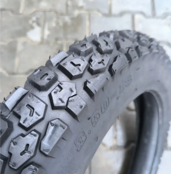 Покришка 3.50-18 з камерою СХ-228 6PR Шипована на мотоцикл Иж