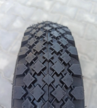 Покришка 4.00-4 на тачку візок фірми Compass