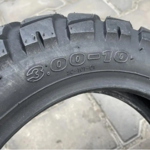 Покришка 3.00-10 на скутер SC-101 Індонезія безкамерка