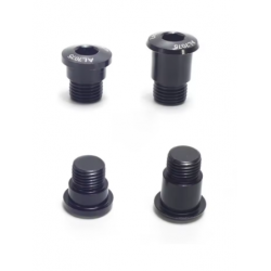 Болт кріплення задньої перекидки