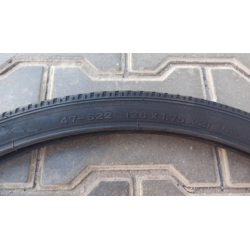 Покришка 28x1.75 на звичайний велосипед CST