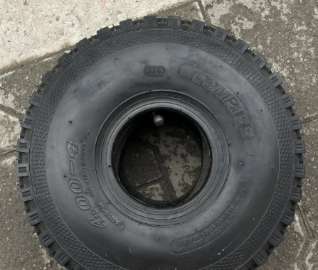 Покришка 4.00-4 на тачку візок фірми Compass