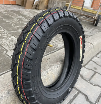 Шина на скутер 3.50-10 з камерою Тайвань шипована SC-TYRE-124