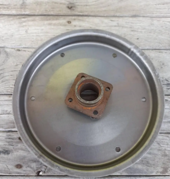 Ступиця Чугунна під підшипник 203 на будівельну тачку
